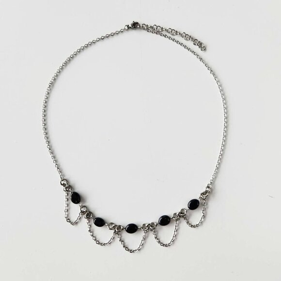 Gothic victorian black onyx chandelier necklace with small silver chain - Picture 5 of 7
